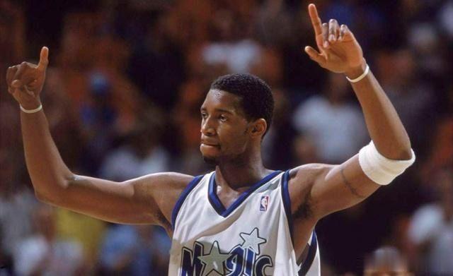 又有1号球衣将被退役，为何麦迪球衣却迟迟未能被退役？