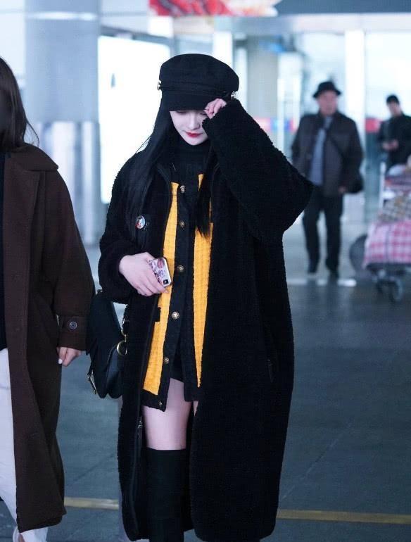 周洁琼怎么回事？剪了刘海完全换了一个人，这发型杀伤力太大