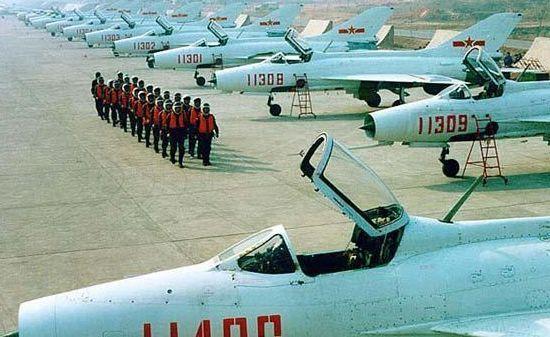 令人意外!国产歼-7几十年前就已拥有一项F-35引以为傲技术