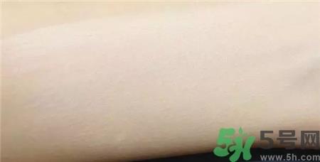 圣罗兰ysl羽毛粉底液怎么样?ysl羽毛粉底液评测 圣罗兰ysl羽毛粉底液怎么样?ysl羽毛粉底液评测