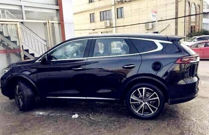 唐二代实车曝光! 比VV7还漂亮, 配奔驰内饰仅14万起