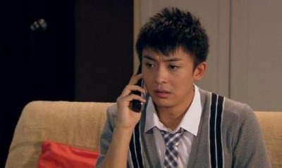 ​李佳航给益达打了10年广告，没拿一分钱，益达官方神回复戳中笑点