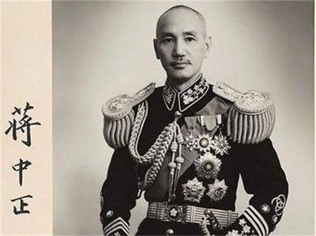 毛主席斯大林都没穿上“大元帅”服蒋介石却独享“特级上将”40年