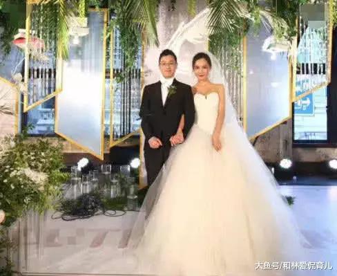 天蚕土豆娶到大美女，书迷却不高兴，结婚以后无心写作？