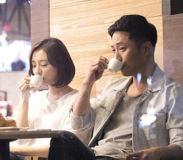 万年女二逆袭之路，因《继承者》出名，出演《太阳的后裔》大火