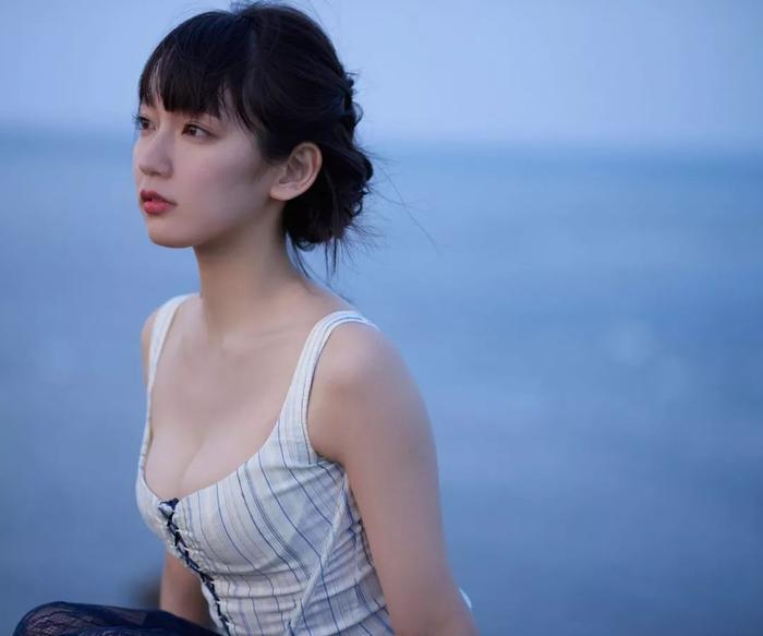 赏色 | 吉冈里帆 Riho Yoshioka