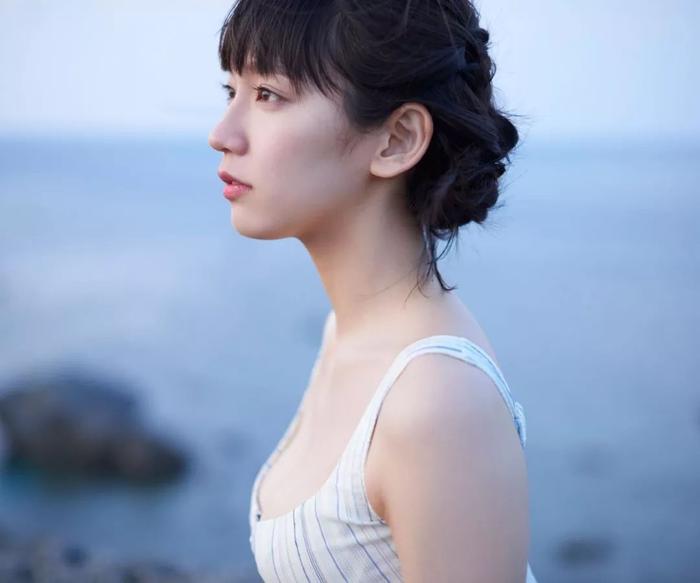 赏色 | 吉冈里帆 Riho Yoshioka