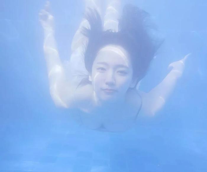 赏色 | 吉冈里帆 Riho Yoshioka