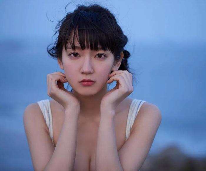 赏色 | 吉冈里帆 Riho Yoshioka