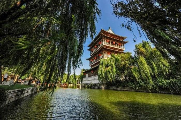 “高铁接站，随心畅玩”毕业旅行，就来台儿庄古城