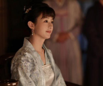 ​有种“霸气”叫赵丽颖的英文名，看似欧美范十足，读起来却很搞笑