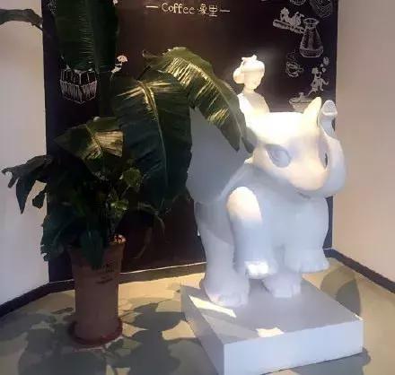 优秀！一单设计卖20万！原来肖战曾经还是设计师