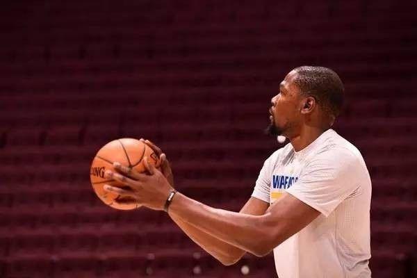 跳投一直都不准？除了投篮动作，原因还在于...