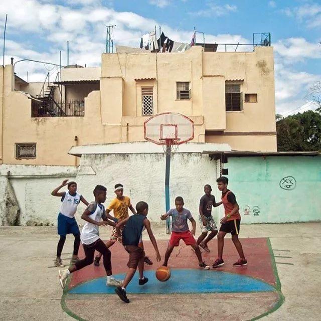 跳投一直都不准？除了投篮动作，原因还在于...