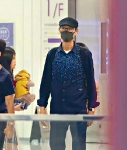 ​3段婚姻4个女儿，事业风光无限的郑少秋，生活里对不起太多人