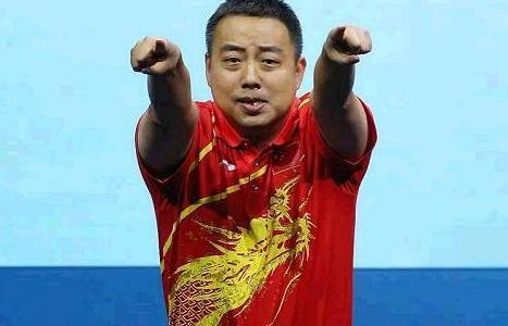 真霸气！刘国梁被激怒后，对许昕下达死命令：死里打