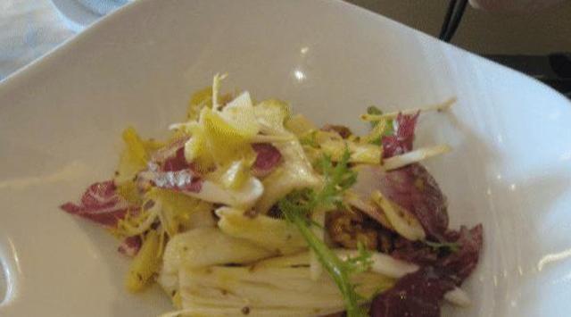 农民种植“见不得光”的蔬菜,远销欧洲,国内吃的人却很少