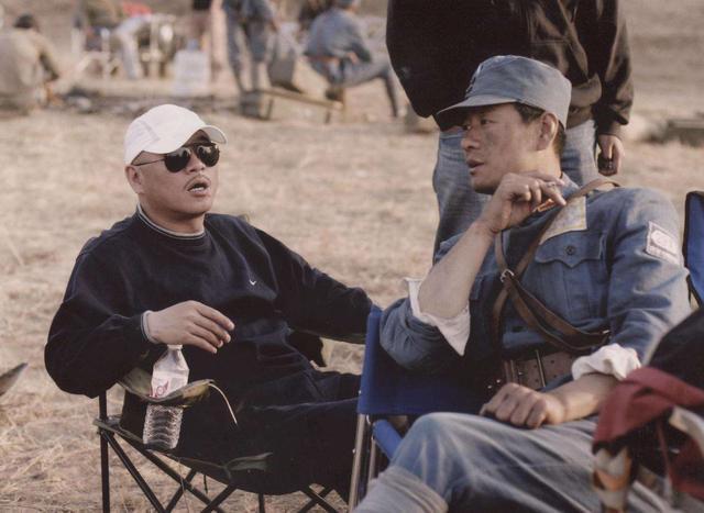 这男星走红就跟前妻离婚，娶小8岁娇妻，不料前妻竟然翻红！