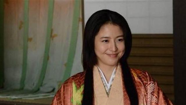 日本士兵因战功娶上级养女