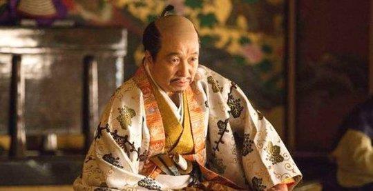 日本士兵因战功娶上级养女