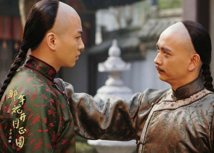 赢过张国荣获金马影帝,颜值不输胡歌,因救人毁容后只演配角