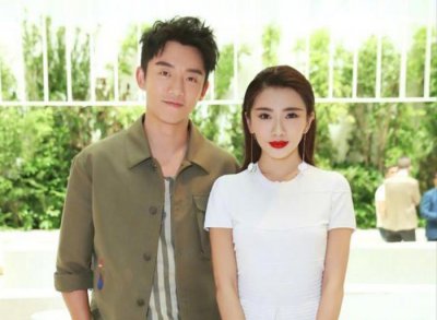 ​郑恺新恋情曝光？女方身材火辣，颜值赶超程晓玥，网友：艳福不浅