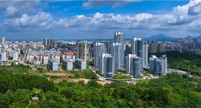 江西广东将建一高铁,设计时速350公里,赣州到广州仅一小时