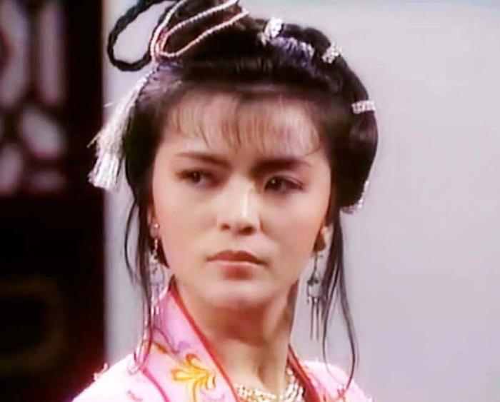 宗室女被唐玄宗封为郡主，嫁给安禄山的儿子，却被唐玄宗赐死