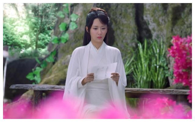 香蜜：旭凤可能自己都不知道，其实他早已习惯了润玉的忍让