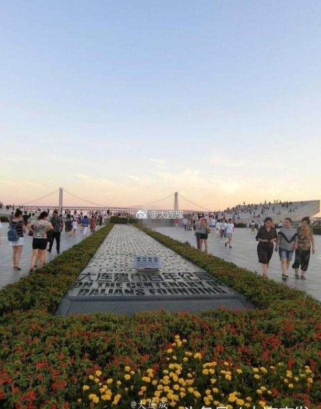 大连星海百年城雕屡遭践踏 官方：24小时巡视加强管理