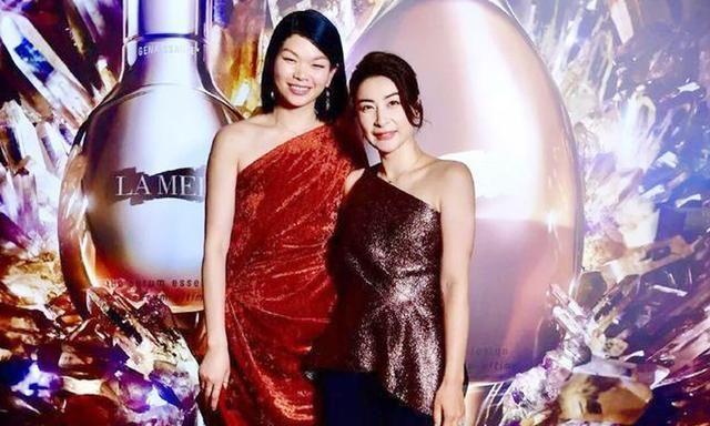 跳水女王郭晶晶近况，四年给霍家生了三个孩子