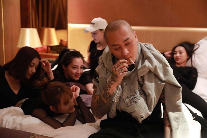 祁天道停播真因：身体不佳是说辞，他罪5网红和3土豪才是真因