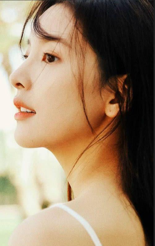 章若楠“无水印”ins壁纸，你的笑容，治好了我所有的不开心