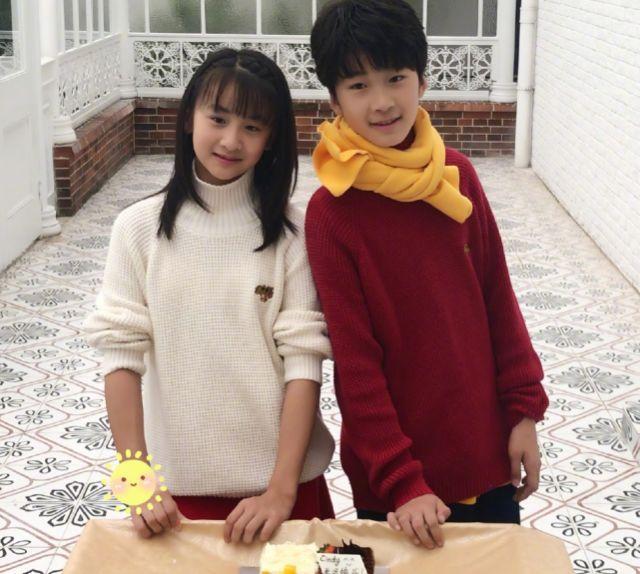 再现回忆杀！张悦轩和王诗龄6年后再同框，天天长成小型男