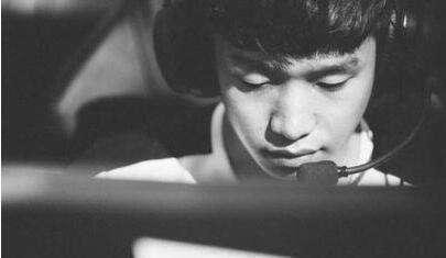 厂长女友疑曝光, 贴吧大神爆出女方照片, 两人同框异常亲密