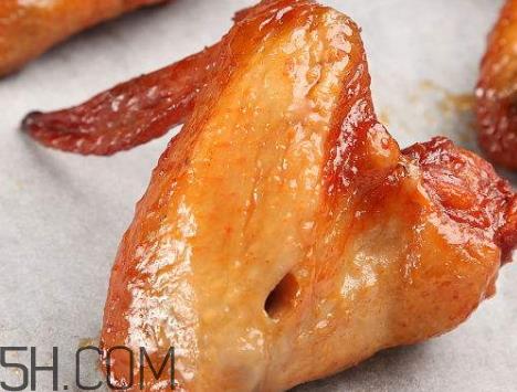 鸡翅有点味还能吃吗 鸡翅有味了怎么办