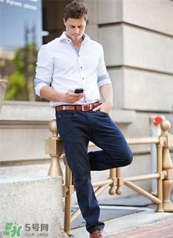 衬衣能配牛仔裤吗？衬衫可以搭牛仔裤吗？