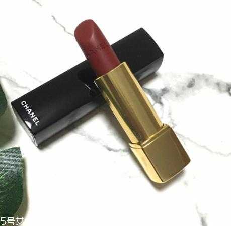 香奈儿63适合妈妈吗 香奈儿63显老气吗