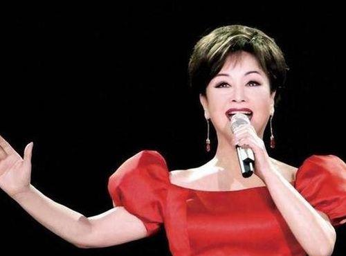 包含李谷一的词条