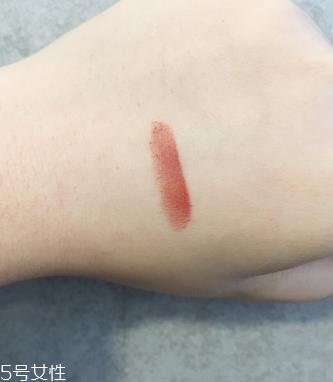 3ce口红118什么颜色 3ce口红118素颜上嘴图 3ce口红118什么颜色 3ce口红118素颜上嘴图