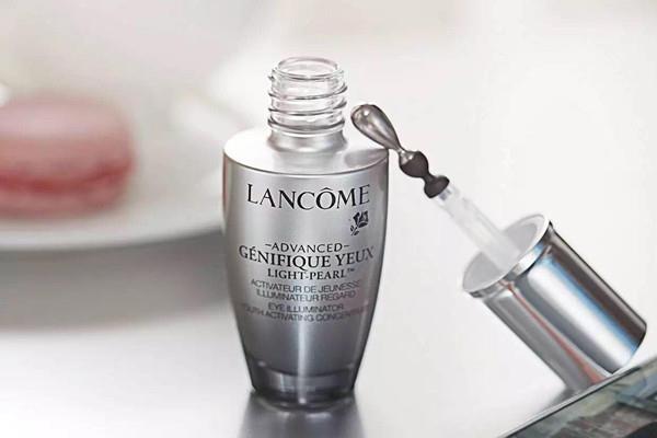 眼部肌底液可以代替眼霜吗 眼部肌底液有必要用吗