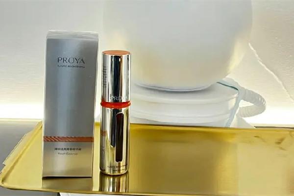 珀莱雅早c晚a搭配什么水乳 珀莱雅早c晚a可以两种精华一起用吗 珀莱雅早c晚a搭配什么水乳 珀莱雅早c晚a可以两种精华一起用吗