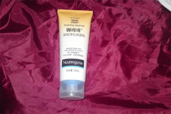 露得清洗面奶含酒精吗 露得清洗面奶有荧光剂吗