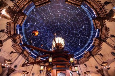 ​男人见到心动的女人紧张表现