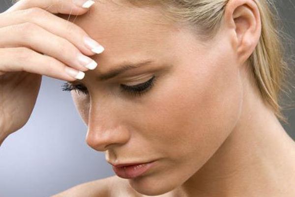 皮肤黄怎么变白 造成黄皮肤的原因有哪些 皮肤黄怎么变白 造成黄皮肤的原因有哪些