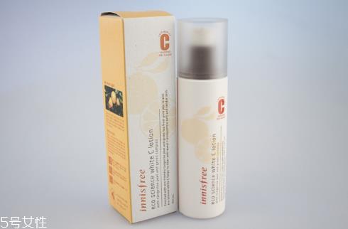 乳液可以涂眼睛吗 涂抹乳液的注意事项 乳液可以涂眼睛吗 涂抹乳液的注意事项