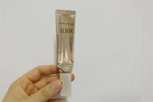 怡丽丝尔眼霜真假辨别 怡丽丝尔眼霜每次用多少 怡丽丝尔眼霜真假辨别 怡丽丝尔眼霜每次用多少