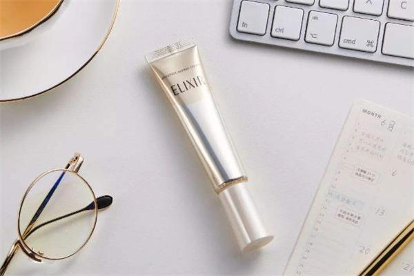 怡丽丝尔眼霜真假辨别 怡丽丝尔眼霜每次用多少 怡丽丝尔眼霜真假辨别 怡丽丝尔眼霜每次用多少