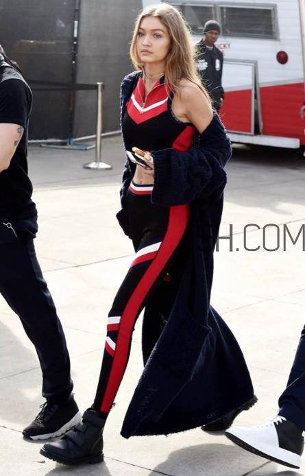 针织开衫配什么裤子？针织开衫搭配裤子图片