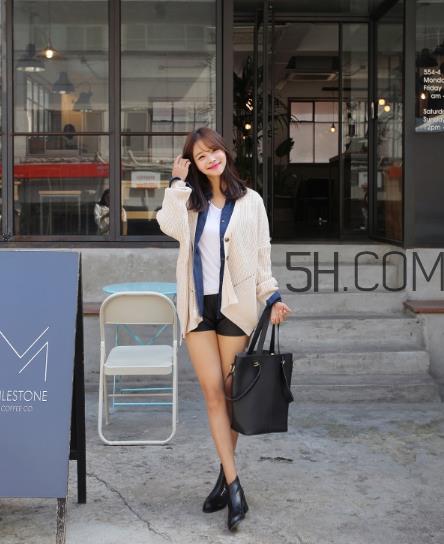 针织开衫配什么裤子？针织开衫搭配裤子图片